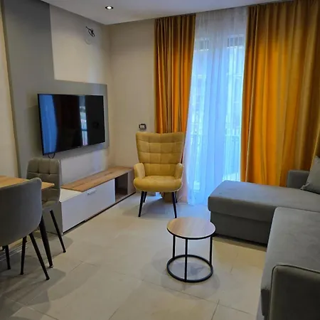 Elisi Apartamento Golem (Tirana)